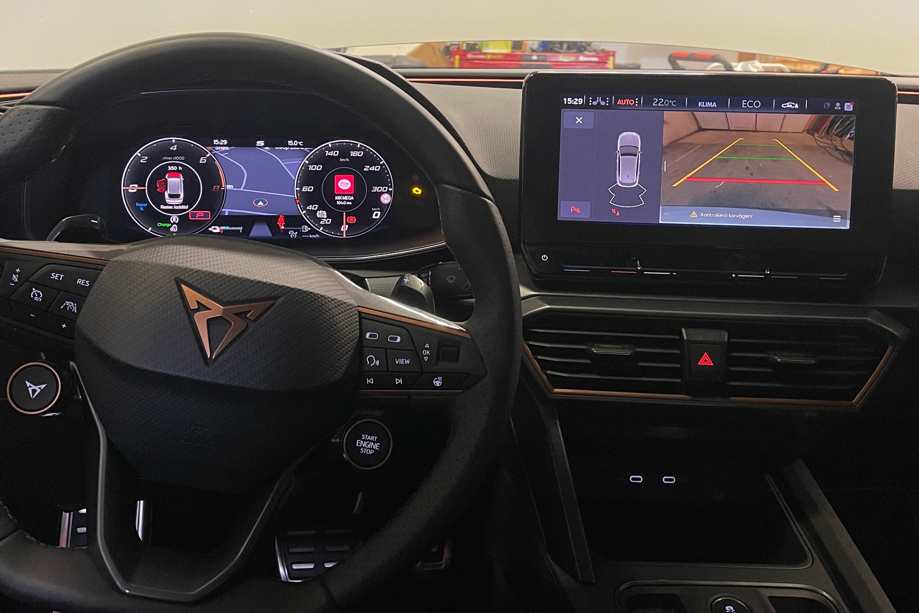 Eftermontering av backkamera SEAT / Cupra